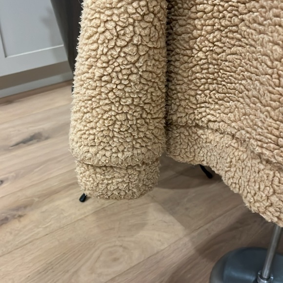 GUC I.AM.GIA Sherpa Pixie Coat - Picture 8 of 16